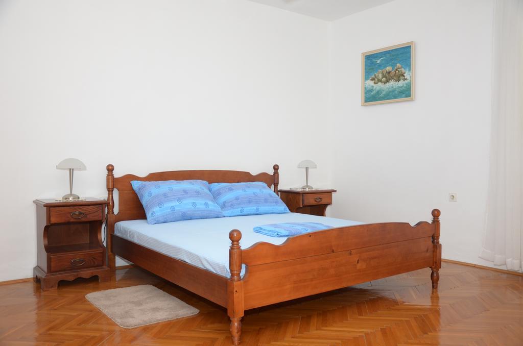 Apartments Nikola Senj  Eksteriør billede