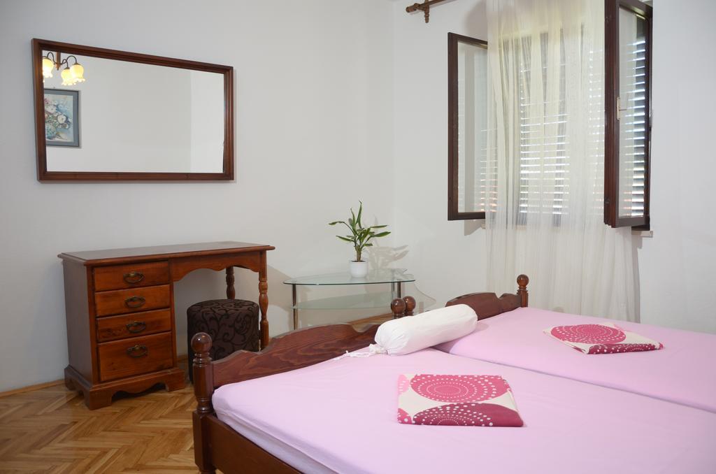 Apartments Nikola Senj  Eksteriør billede